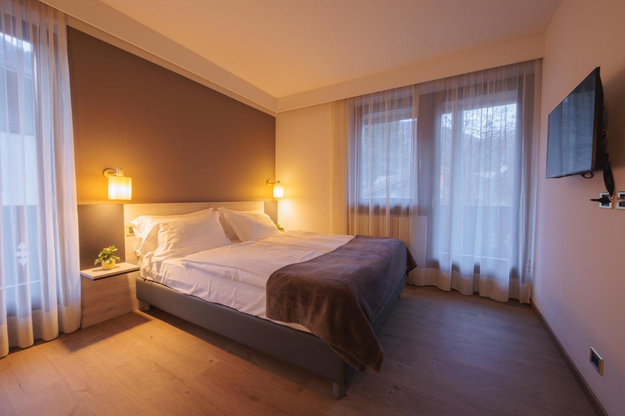 Hotel Binelli Pinzolo Luaran gambar